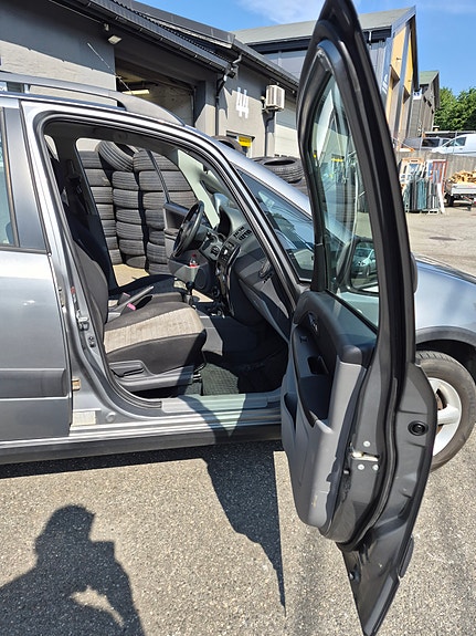 Suzuki SX4 10 of 24