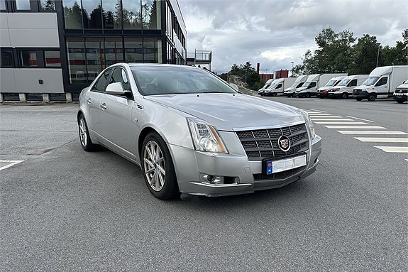 Cadillac CTS 6 of 13