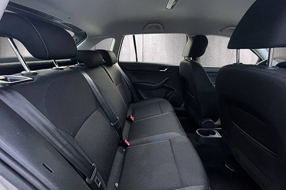 Skoda Rapid 18 of 20