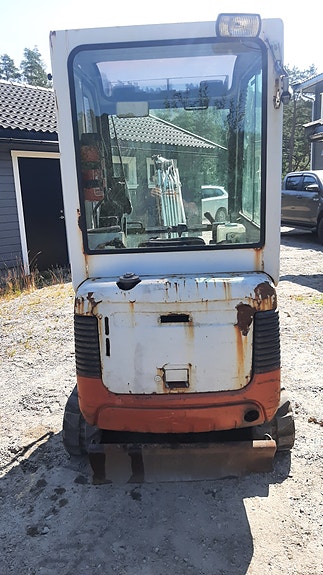 Takeuchi TB 016 4 of 5
