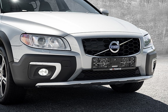 Volvo XC70 2 of 5
