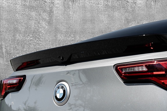 BMW iX2 12 of 30