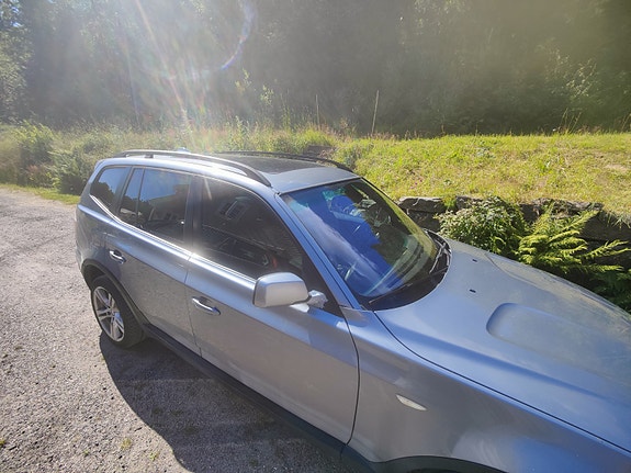BMW X3 2 of 5