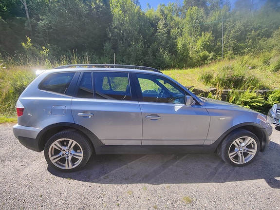 BMW X3 3 of 5