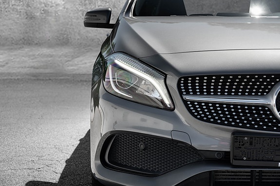 Mercedes-Benz A-Klasse 4 of 5