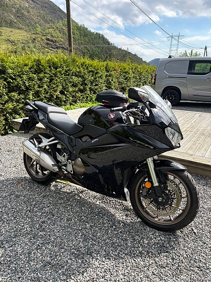 Honda VFR 800 7 of 14