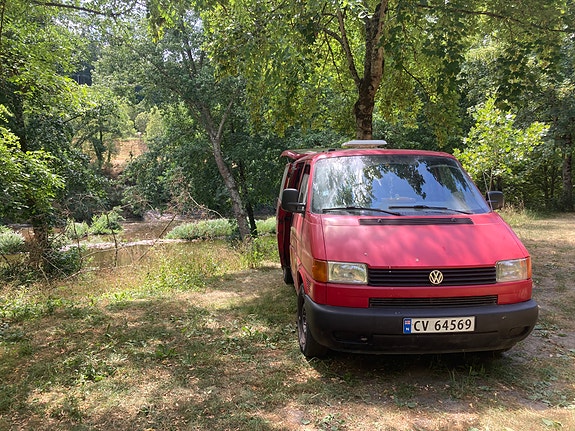 Volkswagen Transporter 2 of 5