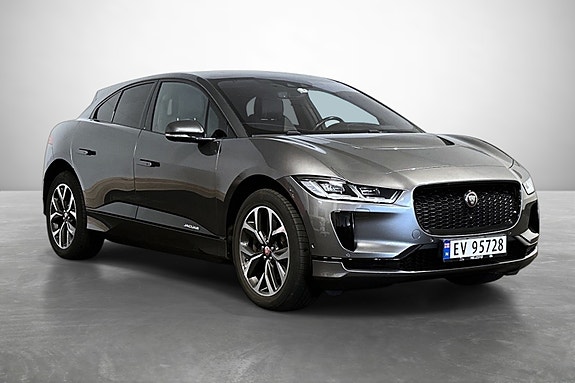 Jaguar I-PACE 4 of 5