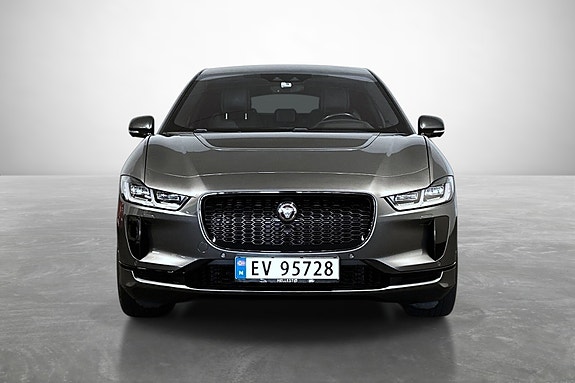 Jaguar I-PACE 3 of 5