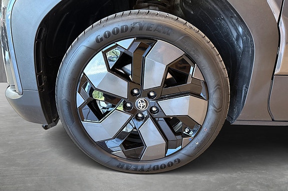 Toyota Urban Cruiser 19 of 23