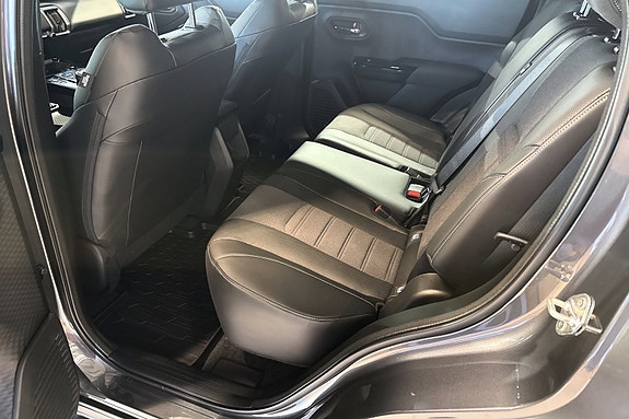 Toyota Urban Cruiser 14 of 23