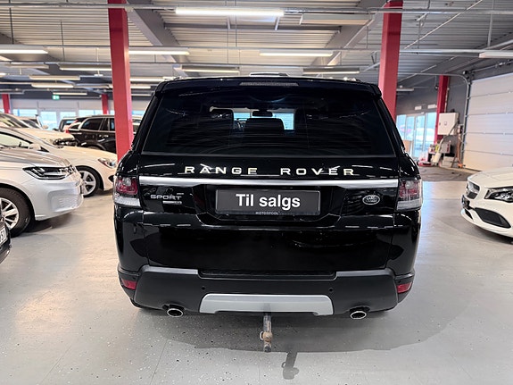 Land Rover Range Rover Sport 6 of 30