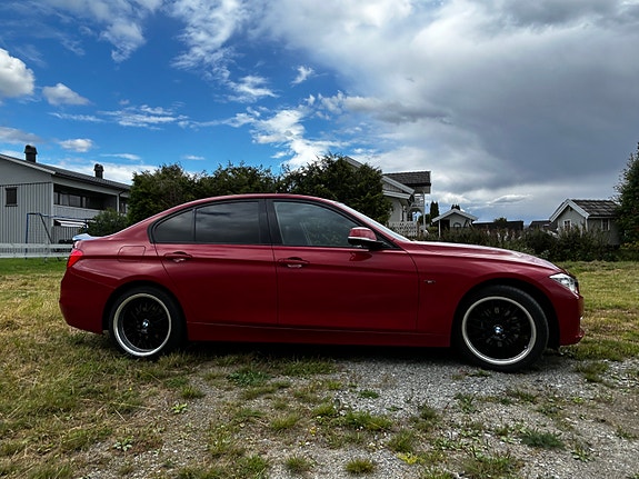 BMW 320d 23 of 28