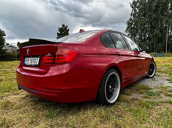 BMW 320d 27 of 28