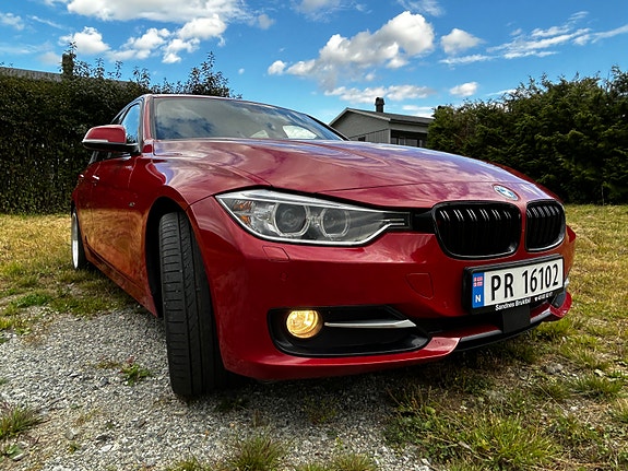 BMW 320d 20 of 28