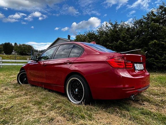 BMW 320d 5 of 28