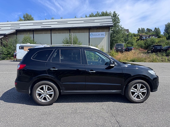 Hyundai Santa Fe 5 of 5