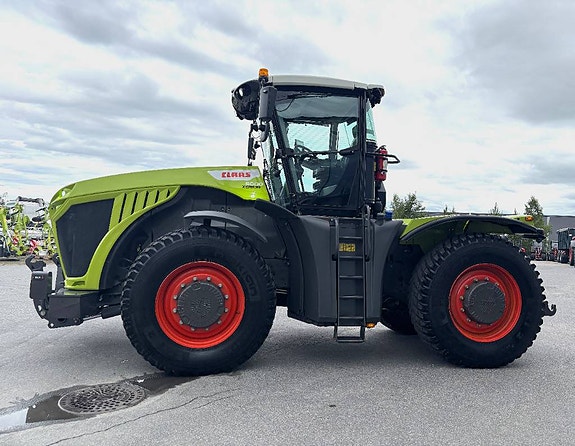 CLAAS Xerion 5000 VC 7 of 21