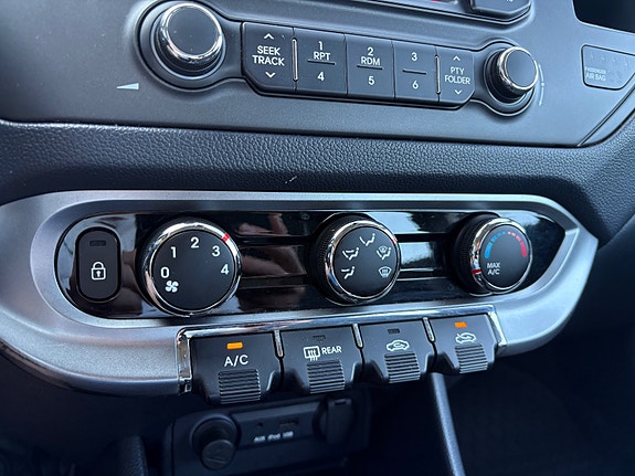 Kia Rio 28 of 30