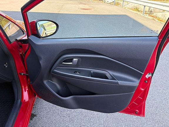Kia Rio 21 of 30