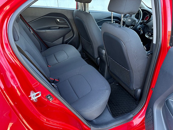 Kia Rio 20 of 30