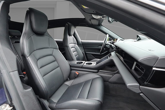 Porsche Taycan 4 16 of 28