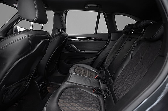 BMW X1 19 of 24