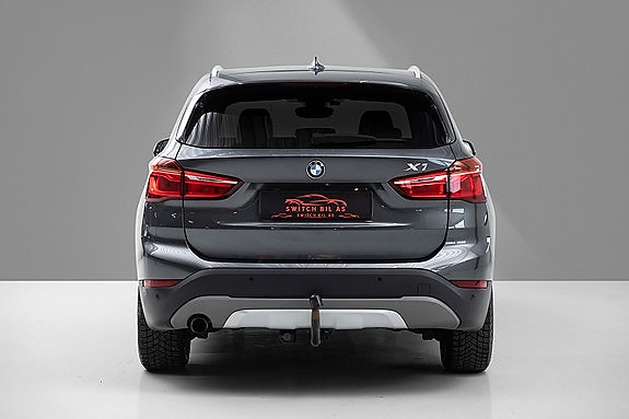 BMW X1 3 of 24
