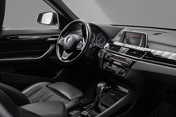 BMW X1 9 of 24