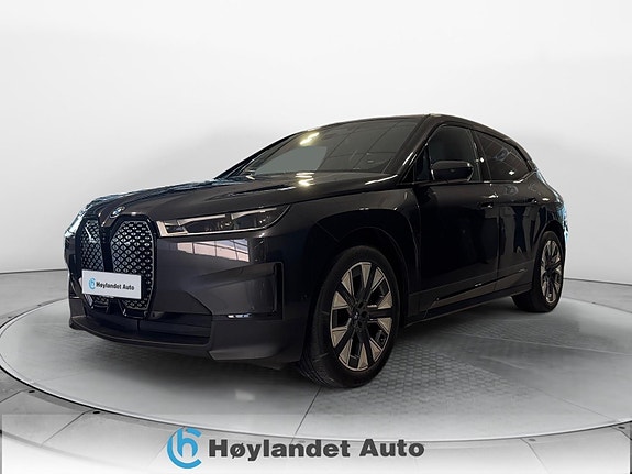 BMW iX