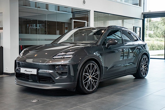 Porsche Macan 4 of 5