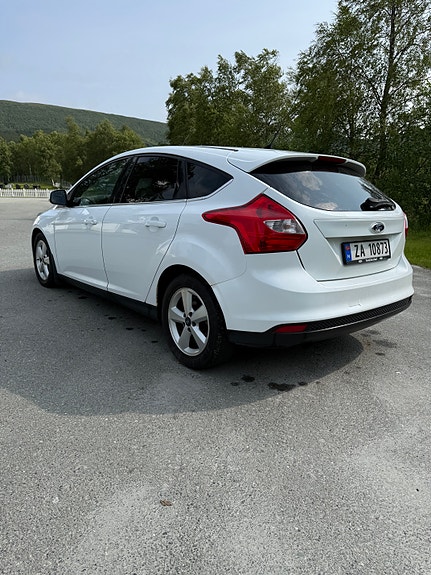 Ford Focus 5 of 5