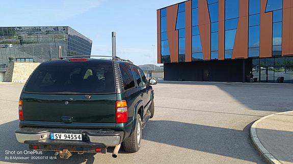 Chevrolet Tahoe 4 of 5