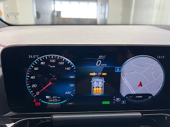 Mercedes-Benz EQA250 11 of 26