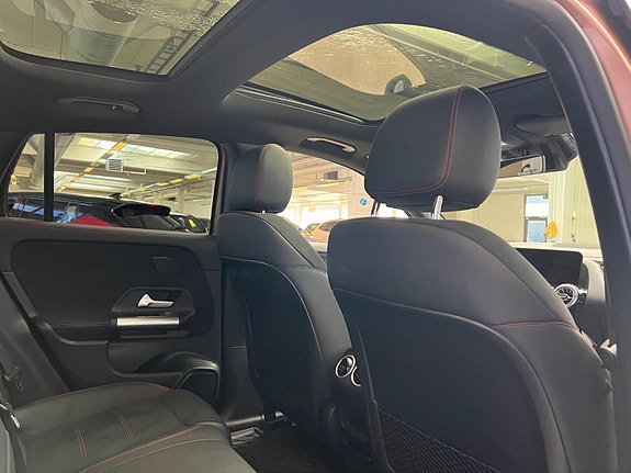 Mercedes-Benz EQA250 25 of 26