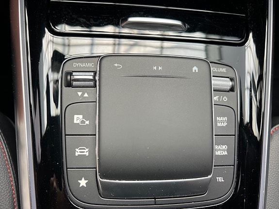 Mercedes-Benz EQA250 18 of 26
