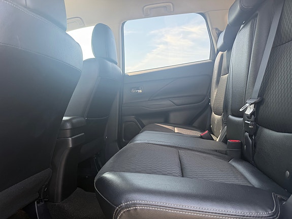 Mitsubishi Outlander 12 of 21