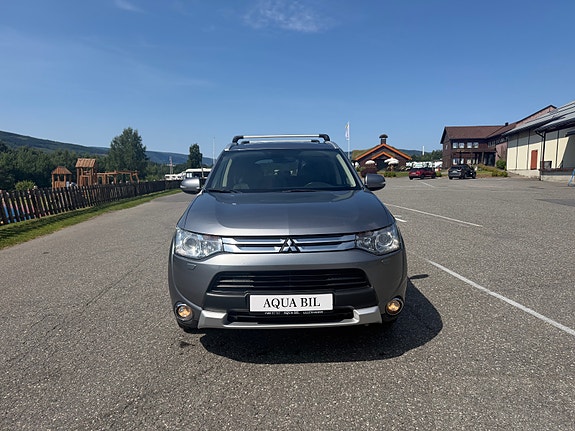 Mitsubishi Outlander 3 of 21