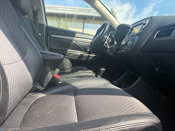 Mitsubishi Outlander 13 of 21