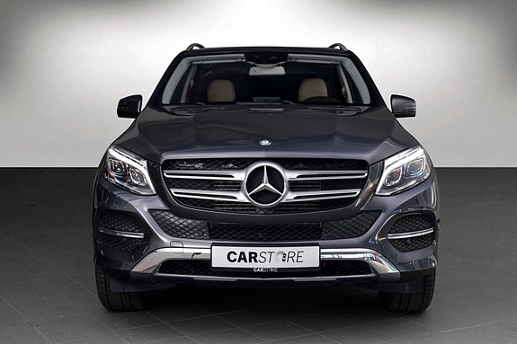 Mercedes-Benz GLE250 d 3 of 5
