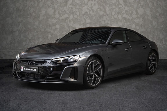 Audi e-tron GT 2 of 30