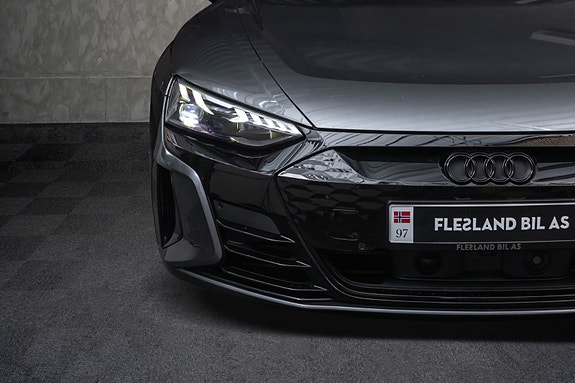 Audi e-tron GT 8 of 30