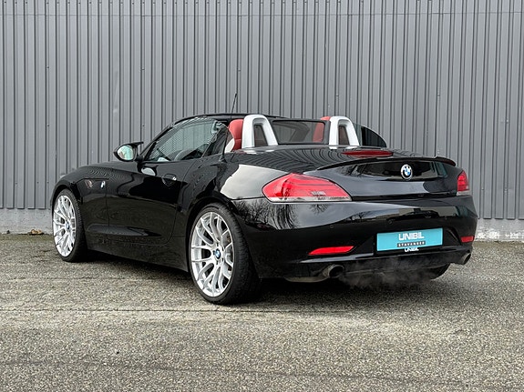 BMW Z4 8 of 30