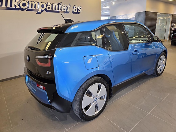 BMW i3 3 of 9