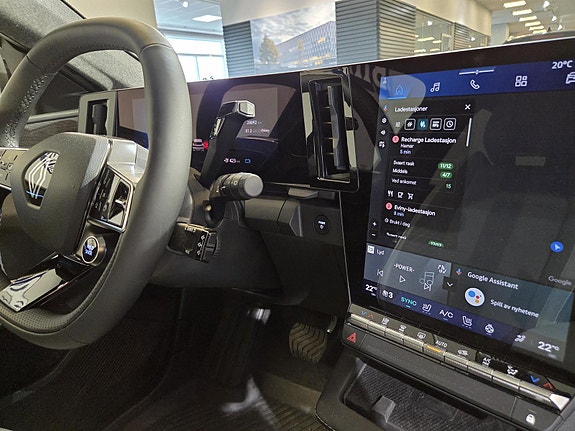 Renault Scenic E-Tech 6 of 12
