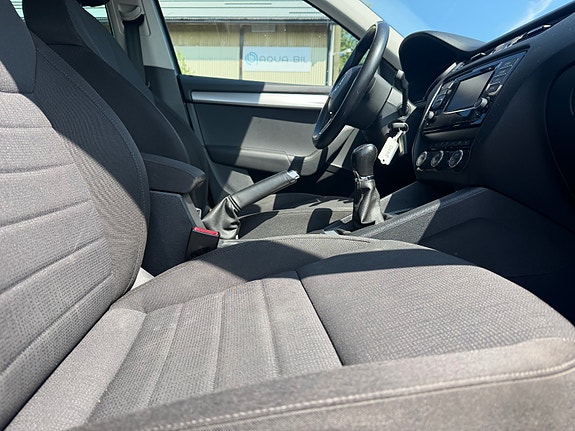 Skoda Octavia 11 of 17