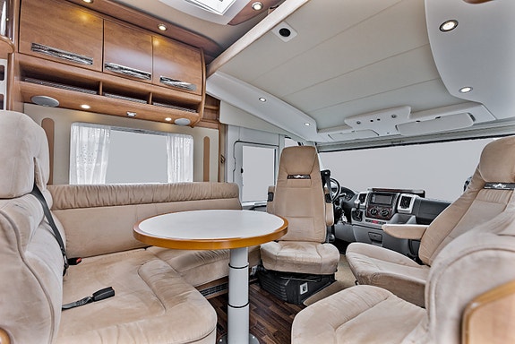 Carthago Chic E-Line I 50 | Solcelle | Litium | Hyd.støtteben | Sog | 2 of 5