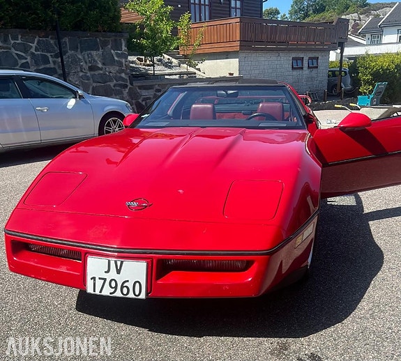 Chevrolet Corvette 5 of 5