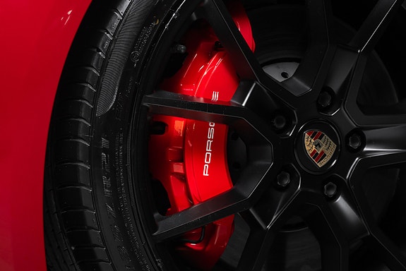 Porsche Taycan Sport Turismo 4 of 5
