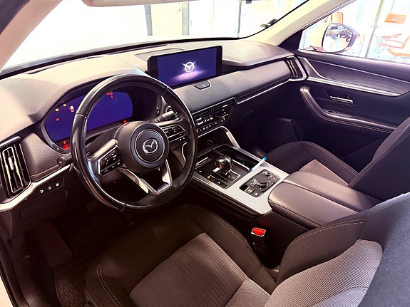 Mazda CX-60 12 of 16